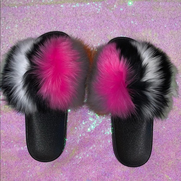 Multicolor Fur Slides - Picture 3 of 3